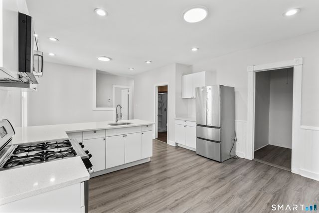 394 Gregory Street 4, Bridgeport, CT 06604