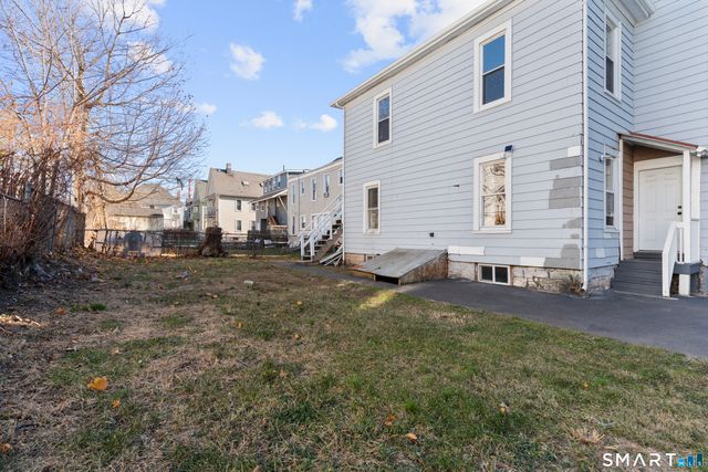 394 Gregory Street 4, Bridgeport, CT 06604