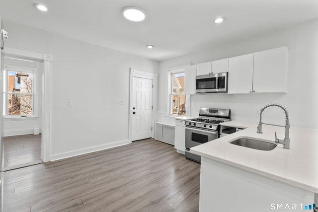 394 Gregory Street 4, Bridgeport, CT 06604