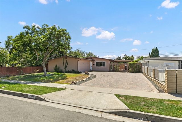 2062 S Rene, Santa Ana, CA 92704