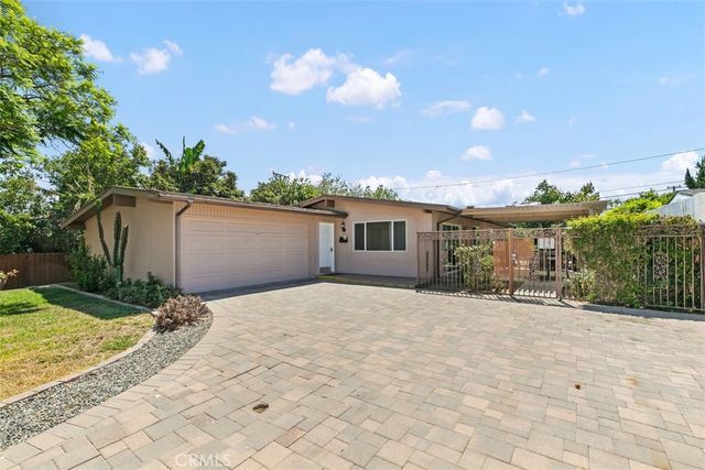 2062 S Rene, Santa Ana, CA 92704