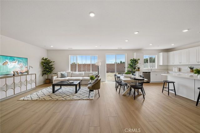 27341 Dunite Drive, Perris, CA 92571