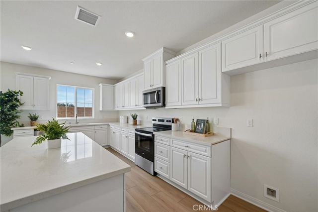 27341 Dunite Drive, Perris, CA 92571