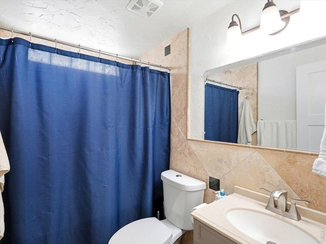 971 Vetch Cir, Lafayette, CO 80026