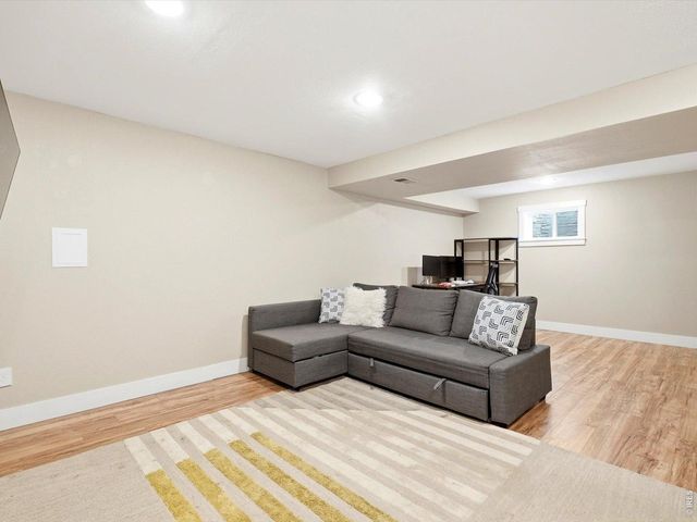 971 Vetch Cir, Lafayette, CO 80026