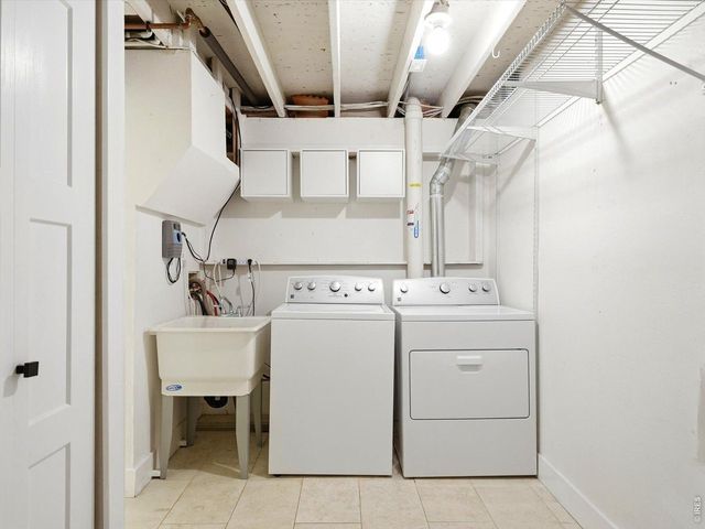 971 Vetch Cir, Lafayette, CO 80026