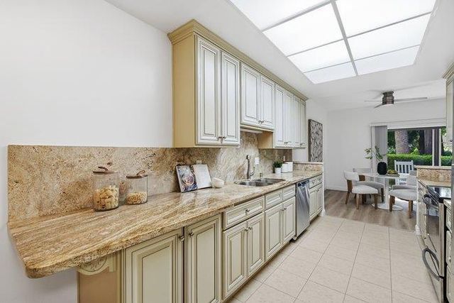 1286 Woodside Road, Redwood City, CA 94061