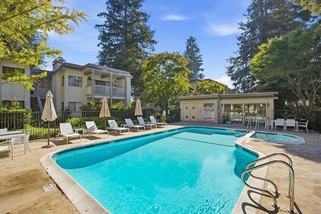 1286 Woodside Road, Redwood City, CA 94061
