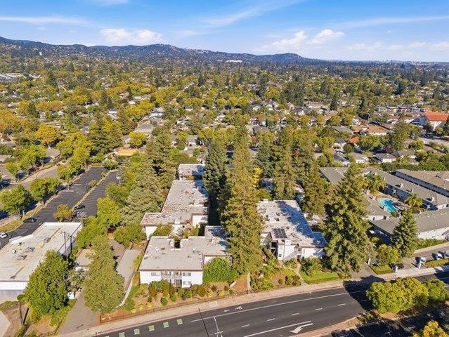 1286 Woodside Road, Redwood City, CA 94061