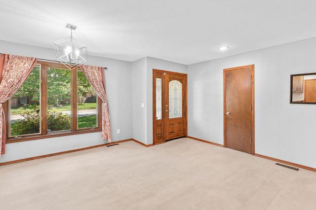 1360 E Lafayette Street, Springfield, MO 65804