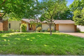 1360 E Lafayette Street, Springfield, MO 65804