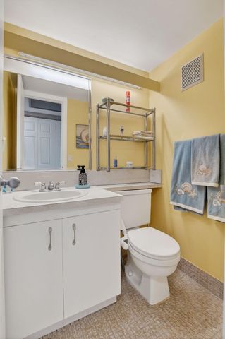 3012 Oakridge A, Deerfield Beach, FL 33442