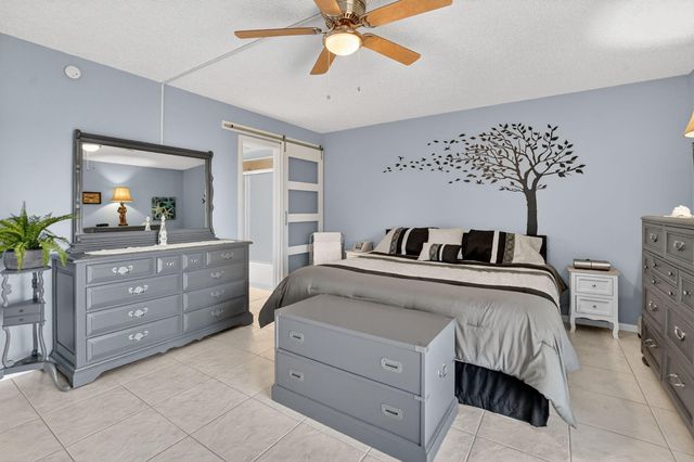 3012 Oakridge A, Deerfield Beach, FL 33442