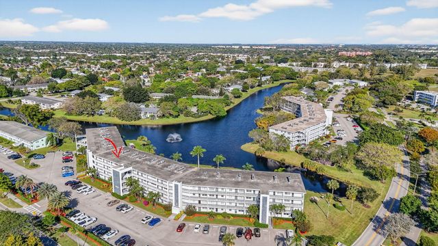 3012 Oakridge A, Deerfield Beach, FL 33442