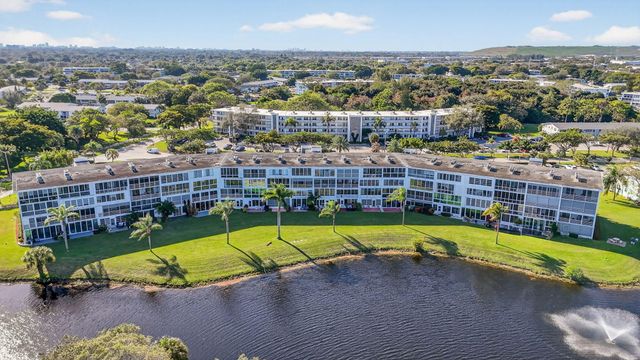 3012 Oakridge A, Deerfield Beach, FL 33442