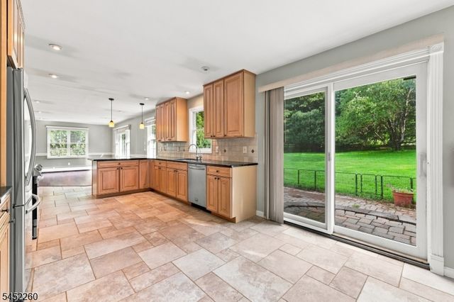 120 Main St, Califon Boro, NJ 07830