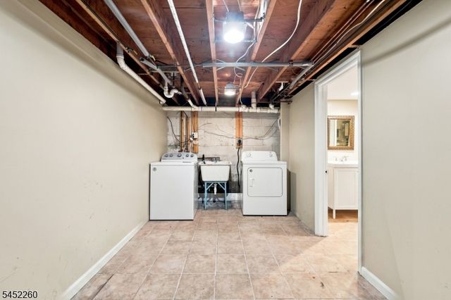 120 Main St, Califon Boro, NJ 07830
