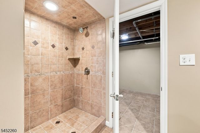 120 Main St, Califon Boro, NJ 07830