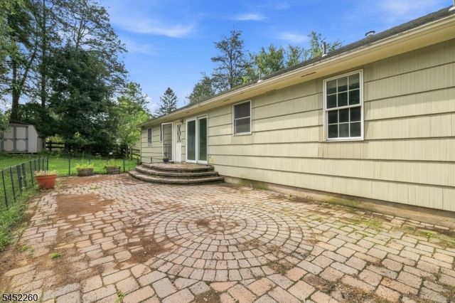120 Main St, Califon Boro, NJ 07830