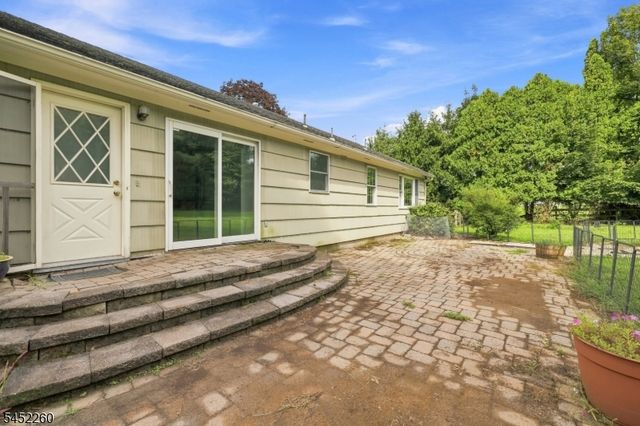 120 Main St, Califon Boro, NJ 07830