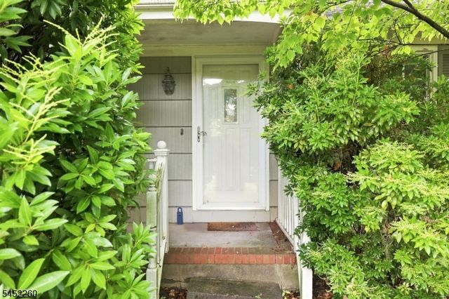 120 Main St, Califon Boro, NJ 07830