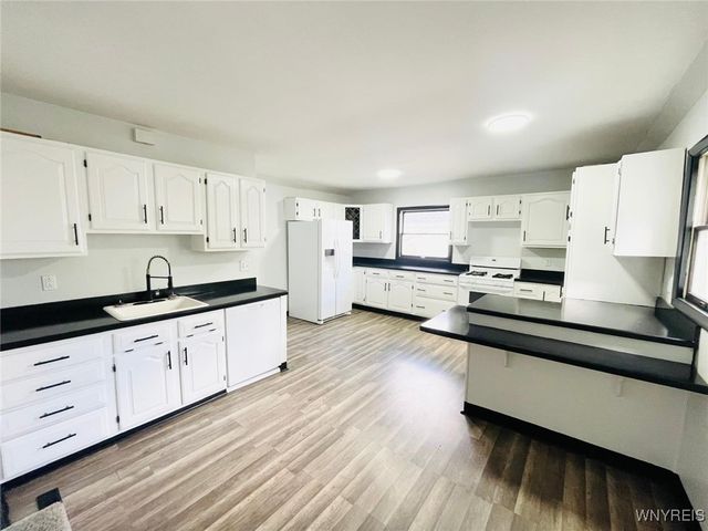 395 Dearborn Street, Buffalo, NY 14207