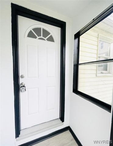 395 Dearborn Street, Buffalo, NY 14207