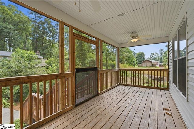 9 Yorkshire Drive, Greenville, SC 29615