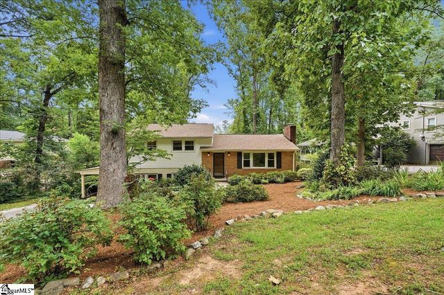 9 Yorkshire Drive, Greenville, SC 29615