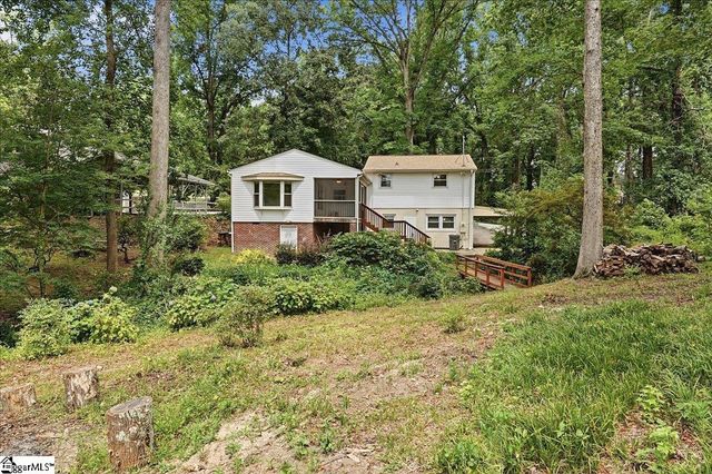 9 Yorkshire Drive, Greenville, SC 29615