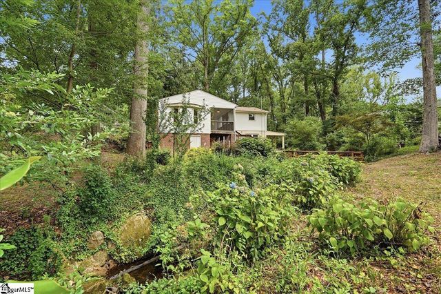 9 Yorkshire Drive, Greenville, SC 29615