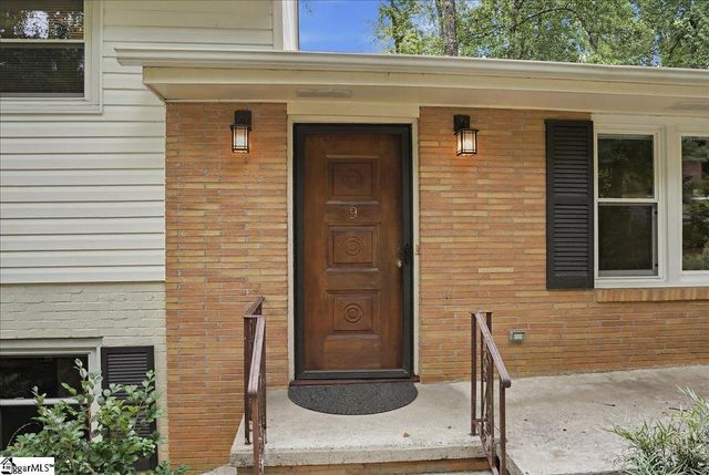 9 Yorkshire Drive, Greenville, SC 29615
