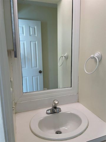 7327 FOREST HILL COURT 223, Winter Park, FL 32792