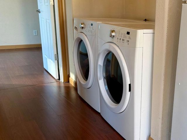 1730 Commercial Way, Santa Cruz, CA 95065