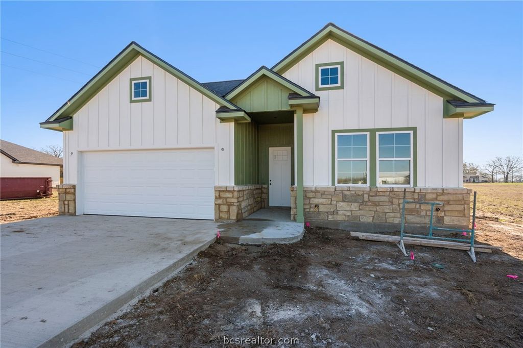 5046 County Road 128, Iola, TX 77861