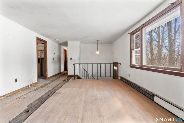 9 New Light Drive, Danbury, CT 06810