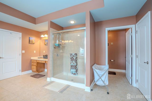 2 Rustic Court, Monroe, NJ 08831