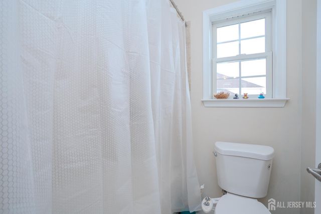 2 Rustic Court, Monroe, NJ 08831