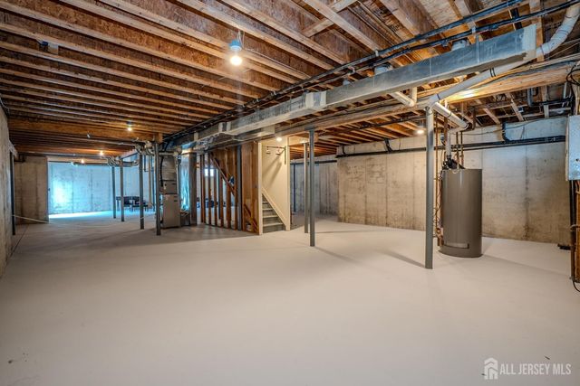 2 Rustic Court, Monroe, NJ 08831