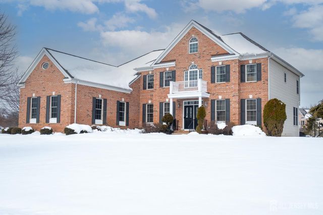 2 Rustic Court, Monroe, NJ 08831