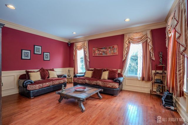 2 Rustic Court, Monroe, NJ 08831