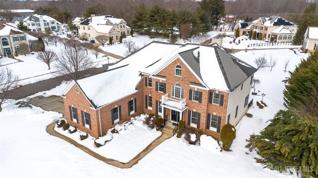 2 Rustic Court, Monroe, NJ 08831