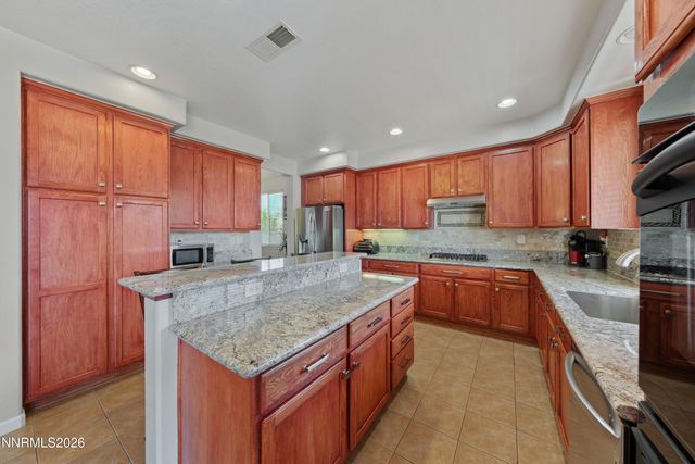 8135 Fire Opal Lane, Reno, NV 89506