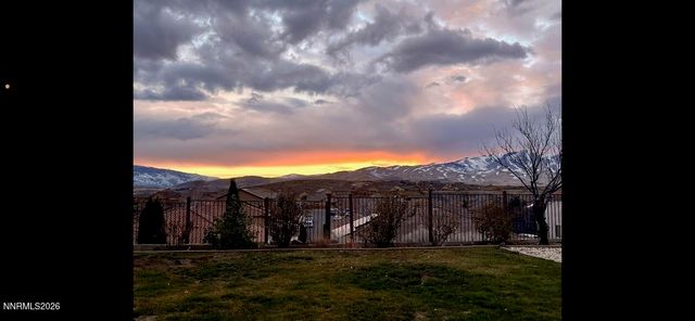 8135 Fire Opal Lane, Reno, NV 89506