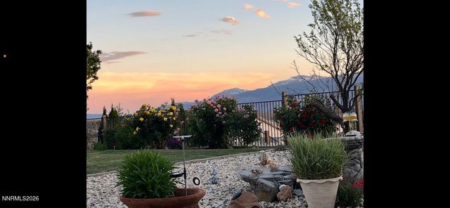 8135 Fire Opal Lane, Reno, NV 89506