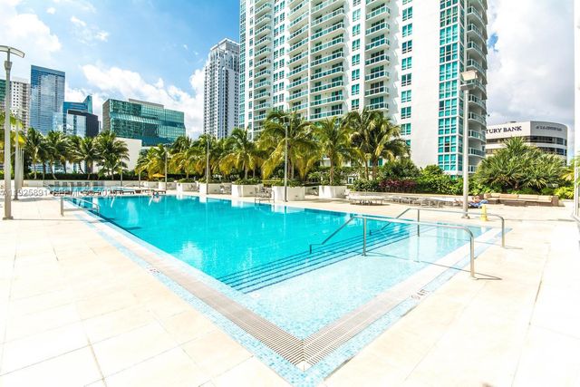 951 Brickell Ave 1206, Miami, FL 33131