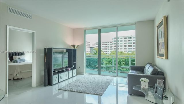951 Brickell Ave 1206, Miami, FL 33131