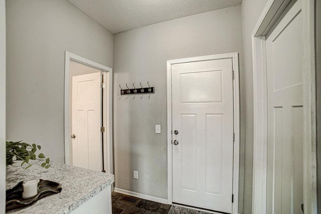 2046 Highland Circle, Hudson, WI 54016