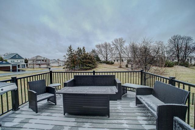 2046 Highland Circle, Hudson, WI 54016