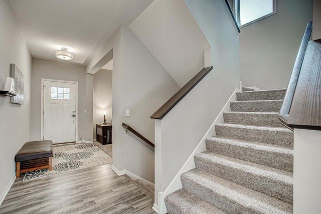 2046 Highland Circle, Hudson, WI 54016